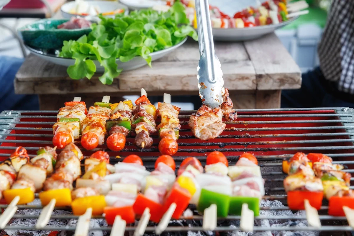 Waarom een BBQ op locatie de perfecte keuze is voor ieder evenement